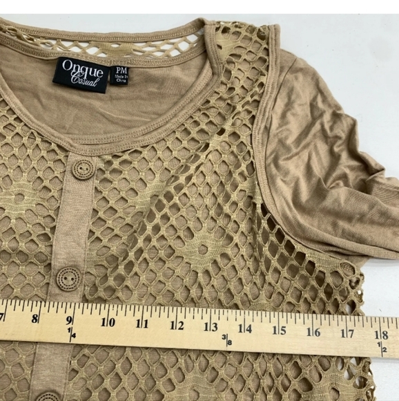 Onque Casuals PM Tan PeekaBoo Top/Blouse/Tunic Crochet Overlay Lagenlook… - Picture 10 of 10